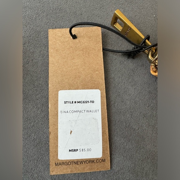 Margot Leather Gina Compact Wallet Light Tan NWT - Picture 4 of 11